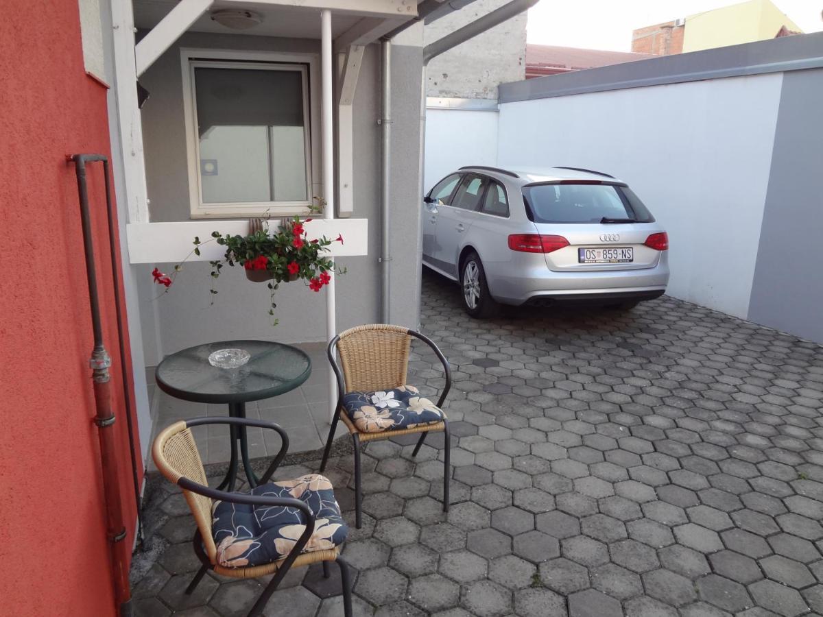 Apartments Kosevic Osijek Bagian luar foto