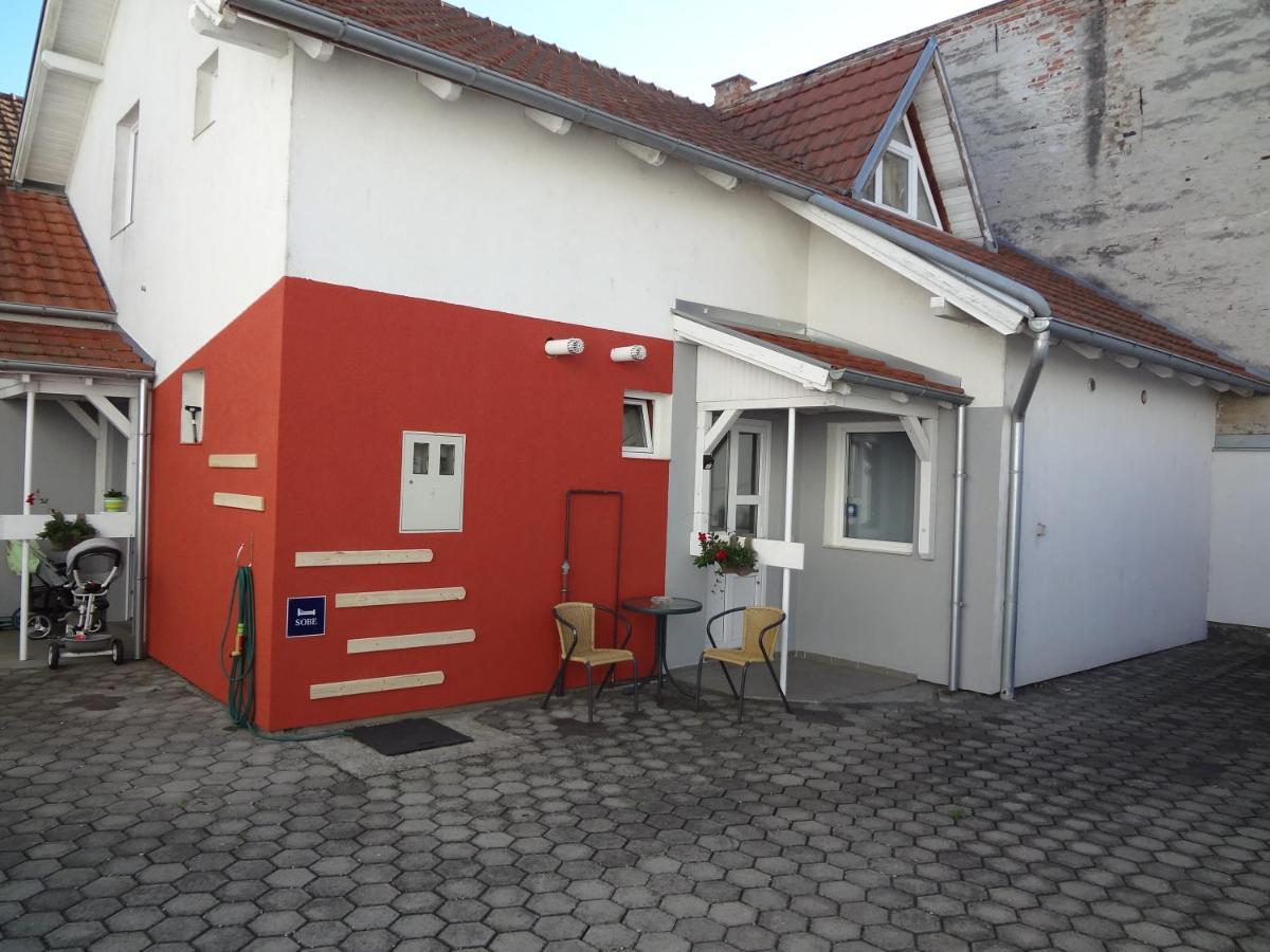 Apartments Kosevic Osijek Bagian luar foto