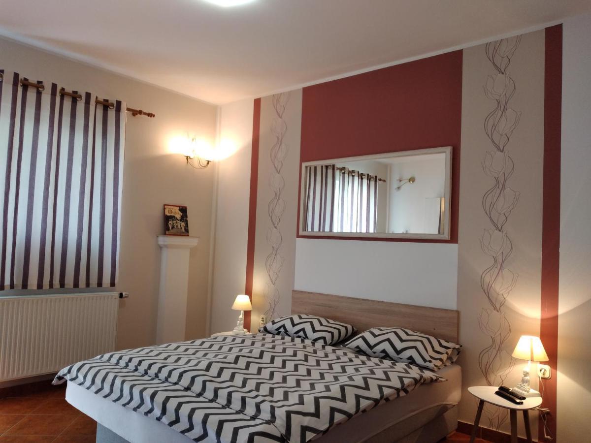 Apartments Kosevic Osijek Bagian luar foto
