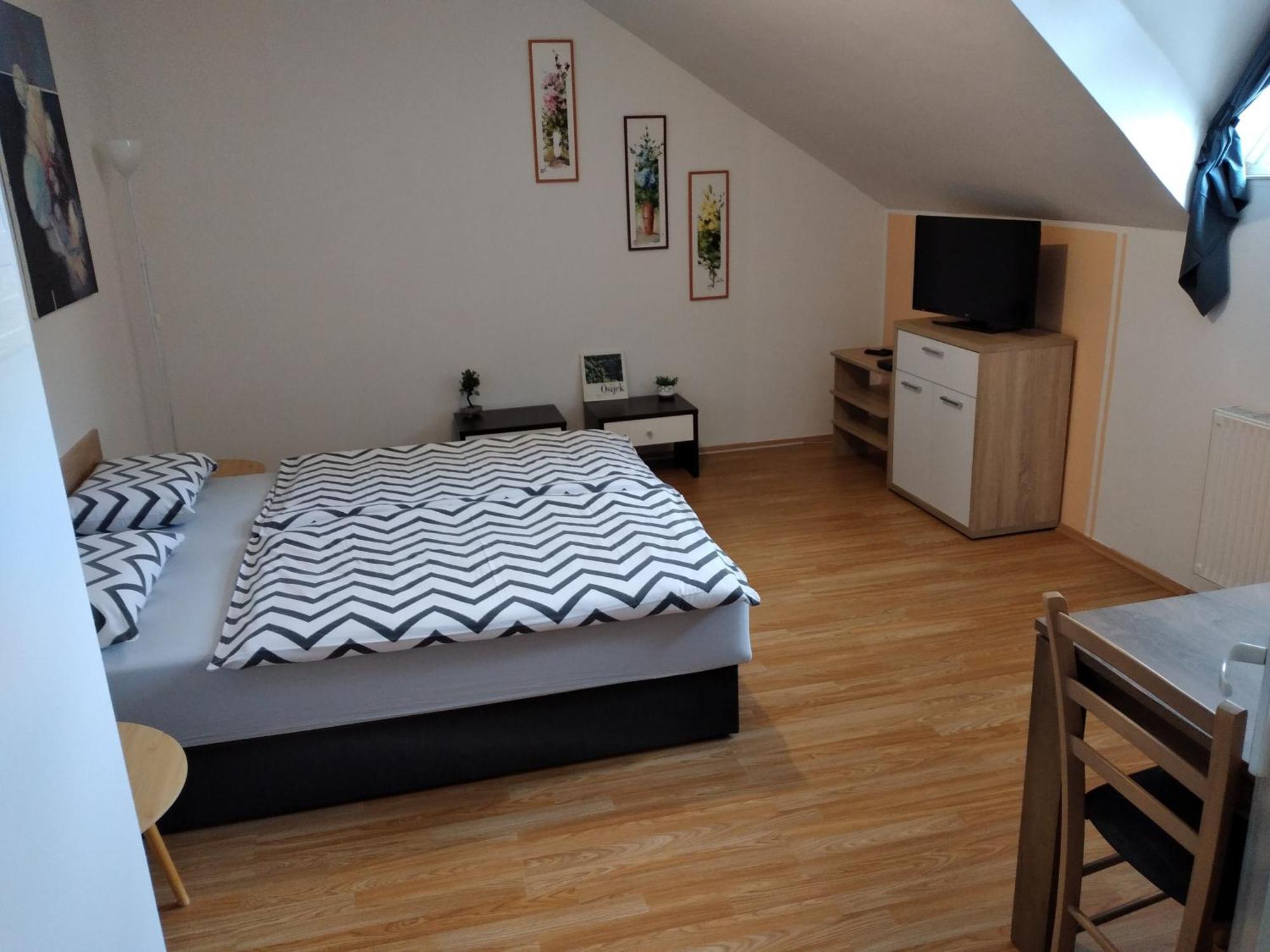 Apartments Kosevic Osijek Bagian luar foto
