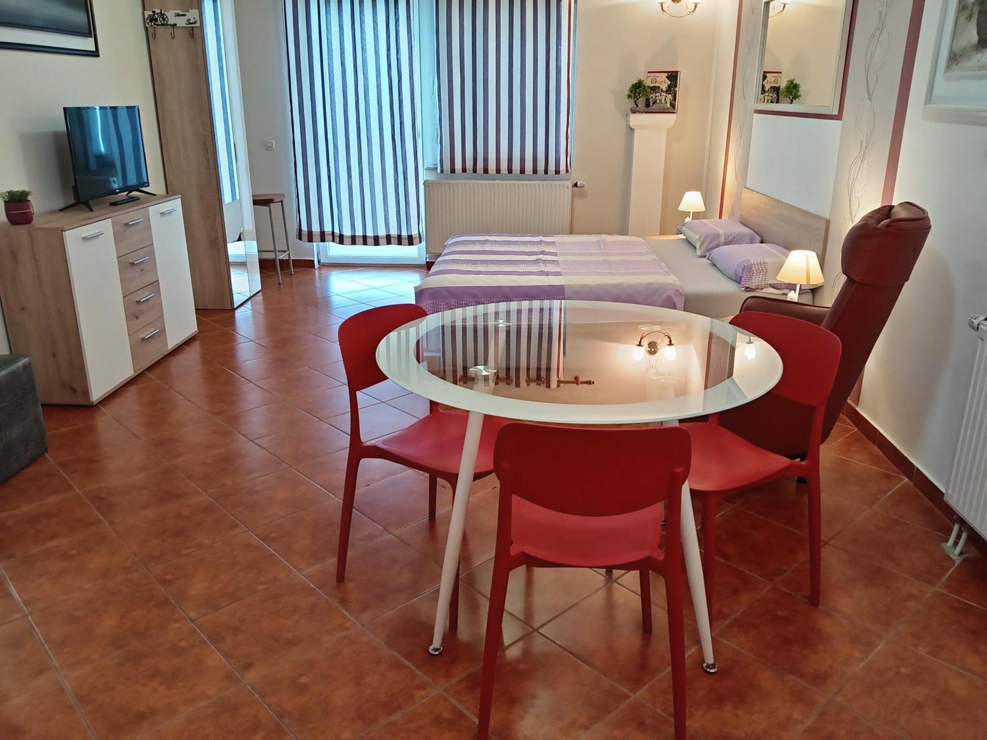 Apartments Kosevic Osijek Bagian luar foto